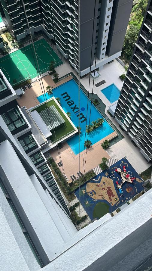 Maxim 2 Bedrooms Mrt Station Cheras Kuala Lumpur Homestay Экстерьер фото