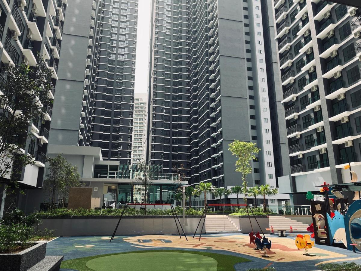 Maxim 2 Bedrooms Mrt Station Cheras Kuala Lumpur Homestay Экстерьер фото