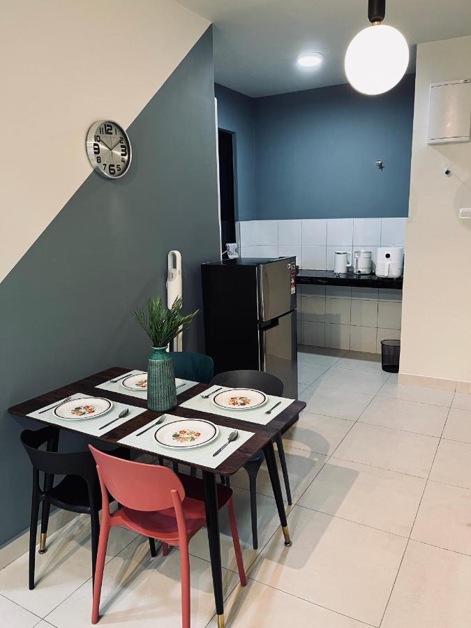 Maxim 2 Bedrooms Mrt Station Cheras Kuala Lumpur Homestay Экстерьер фото