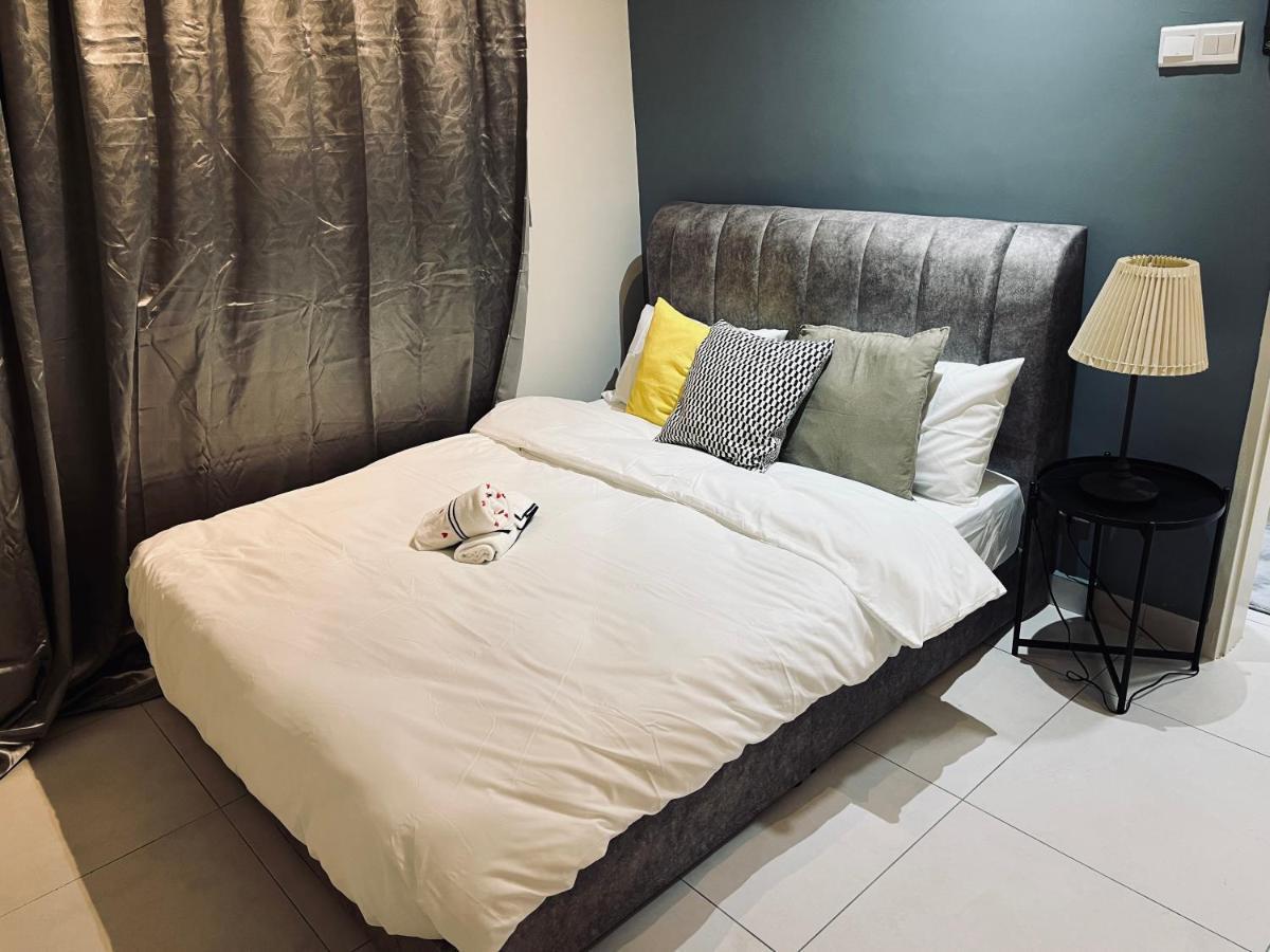 Maxim 2 Bedrooms Mrt Station Cheras Kuala Lumpur Homestay Экстерьер фото